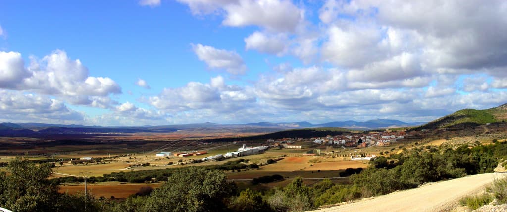 View of Graja de Campalbo