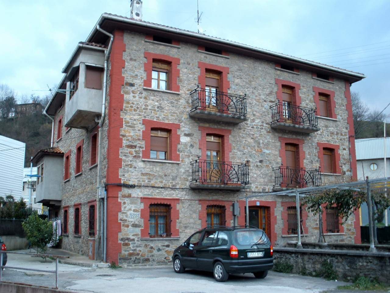 Vista de Ugao-Miraballes