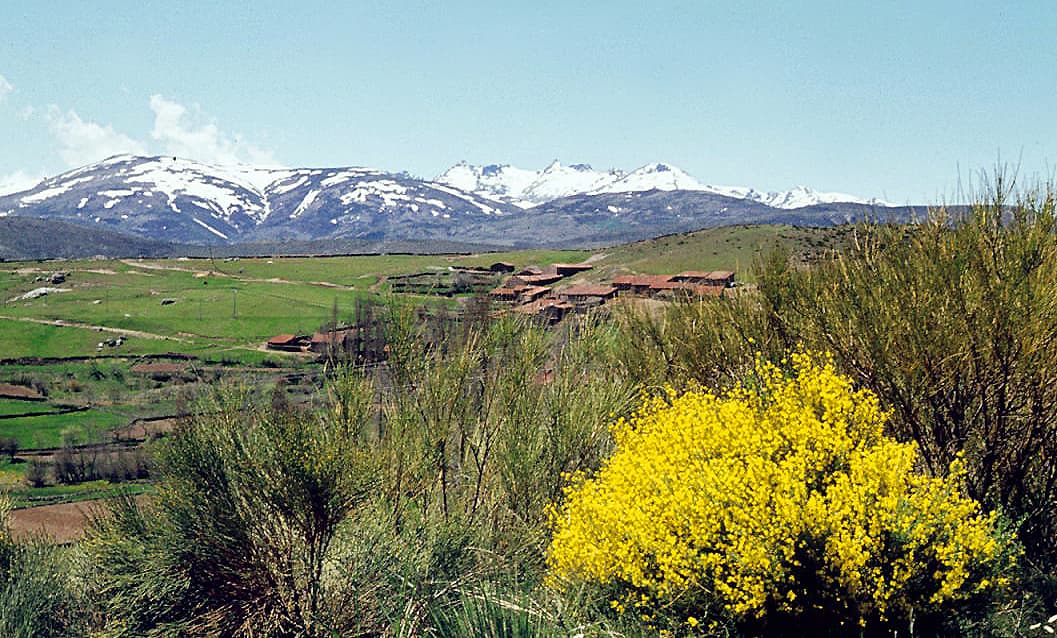 Vista de Hoyos del Collado